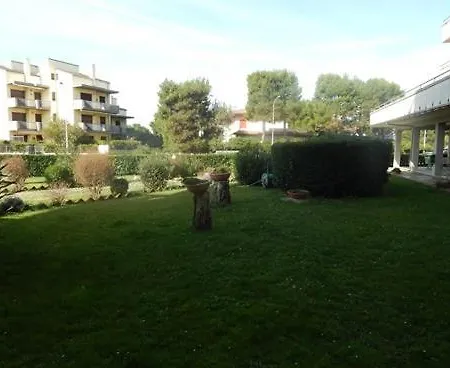 M08 Trilocale Fronte Mare Con Terrazzo Apartman